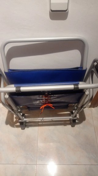 Silla plegable para bajar y subir escaleras