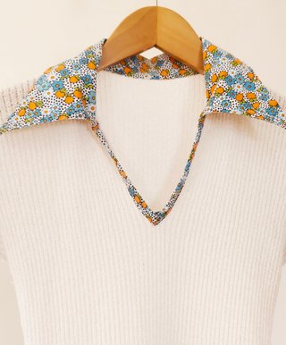 Vestido vintage 70s punto calado floral