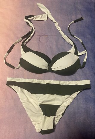 Bikini Rayas Blanco y Negro Talla XS