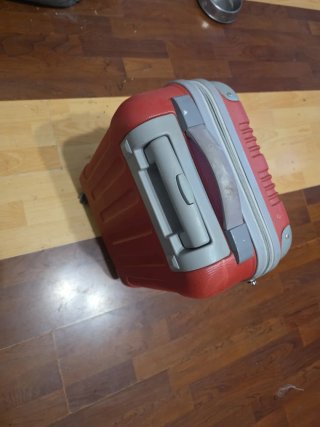 Maleta de viaje rígida