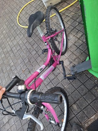 Bicicleta infantil rosa