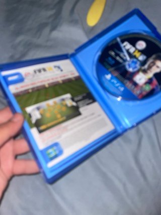 FIFA 14 y FIFA 17 PS4 Edición Deluxe