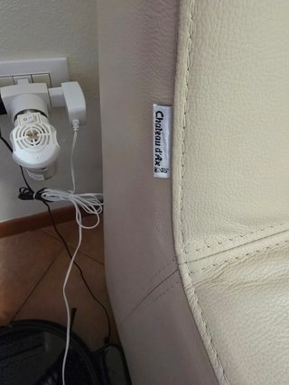 Divano Chateau d'Ax in pelle beige