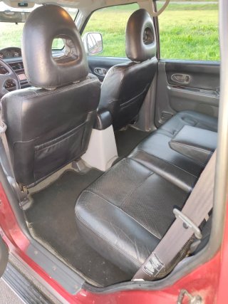 Mitsubishi Montero 2002