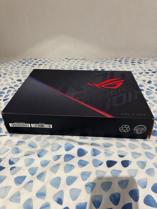 Portátil Asus I7/10 gen,1TB,RTX 2060,16 RAM