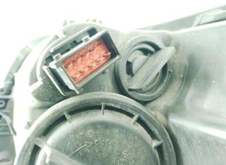 Opel 22831926 faro derecho insignia a g09 22476388