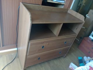 Cajón de madera para ropa