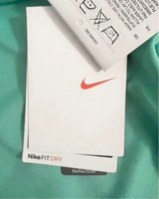 Talla XS. Camiseta deportiva de mujer NIKE.