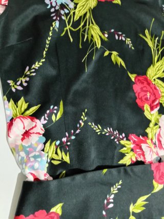 Vestido satinado fiesta Blanco floral negro M/L