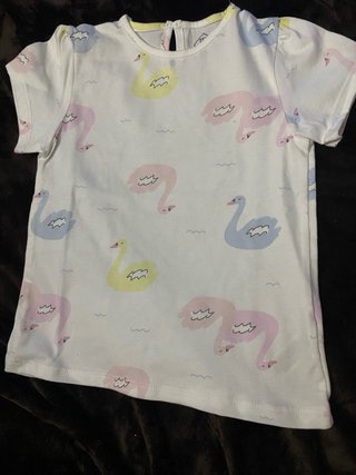 4 Camisetas Niña 3-4 años con etiquetas por 14 eur