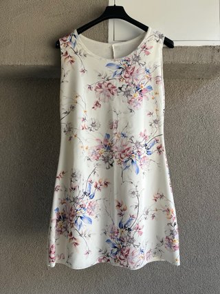 Vestito floreale bianco