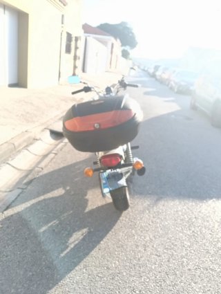 Suzuki Marauder 125cc Moto Cruiser Blanca