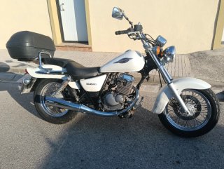 Suzuki Marauder 125cc Moto Cruiser Blanca