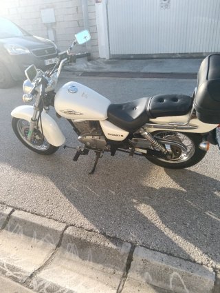 Suzuki Marauder 125cc Moto Cruiser Blanca
