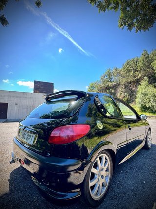 Peugeot 206 gti