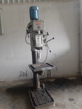 Taladro de columna industrial