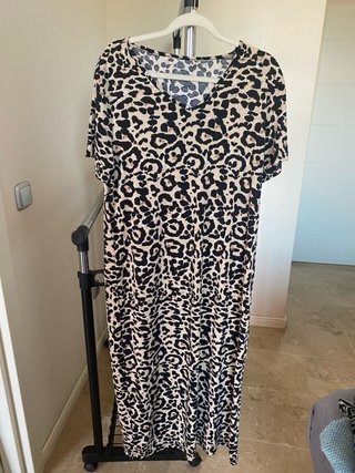 Vestido largo estampado animal print