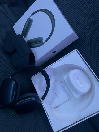 AirPods Max
