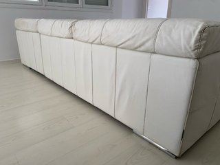 Sofá chaise longue blanco de piel