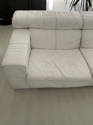 Sofá chaise longue blanco de piel