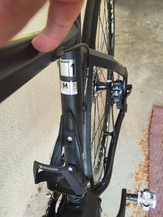 Bicicleta Eléctrica Giant Road E+