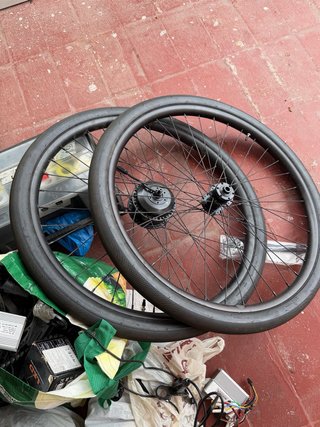Ruedas bicicletas con motor