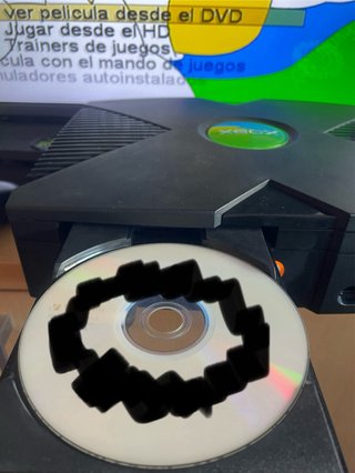 Xbox clásica original + 2 mandos + 78 juegos