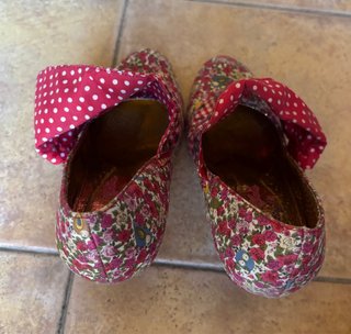 Zapatos de tacón estampados