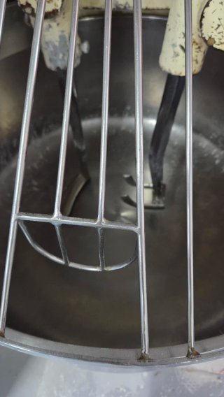 Amasadora industrial 80 kg