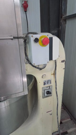 Amasadora industrial 80 kg