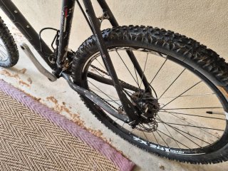 Bicicleta Cube LTD