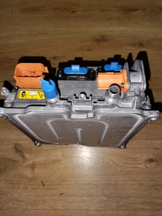Cargador de batería Mercedes / Convertidor voltje
