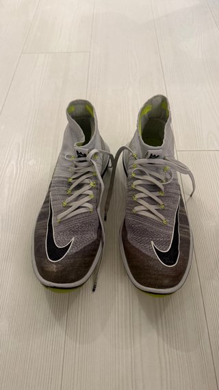 Zapatillas Nike Running Grises y Negras