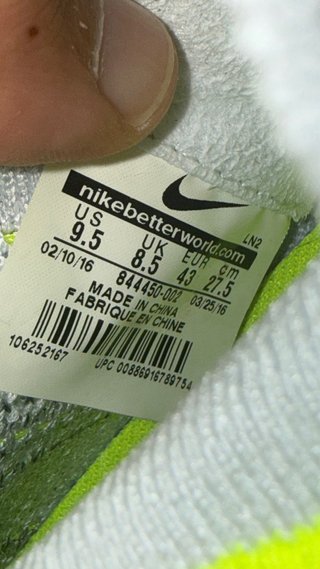 Zapatillas Nike Running Grises y Negras