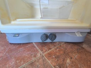 Nevera a gas butano, marca TAVER