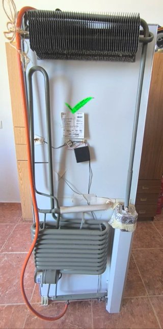 Nevera a gas butano, marca TAVER