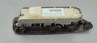 MANDO ELEVALUNAS DELANTERO IZQUIERDO TOYOTA AURIS