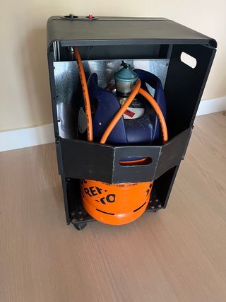 Calentador de gas con bombona vacía