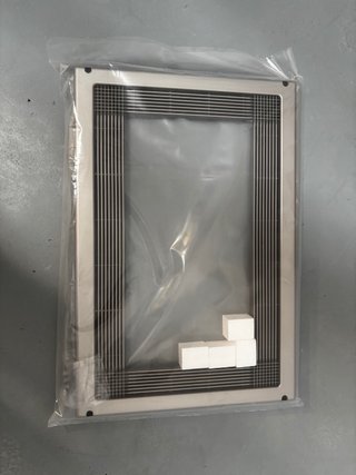 Marco universal para microondas