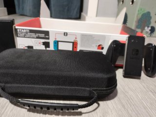 Nintendo Switch con accessori