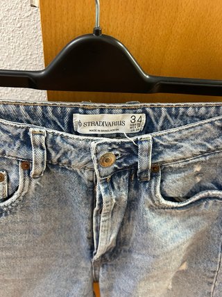 Vaqueros cortos Stradivarius Talla 34