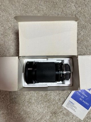 Cosina 28-200mm F3.5-5.6 MC Macro para Olympus OM