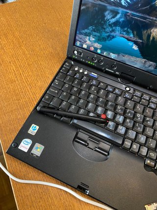 Lenovo ThinkPad X61 Tablet