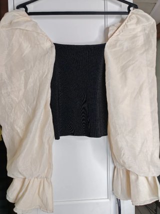 Top Zara maniche a sbuffo