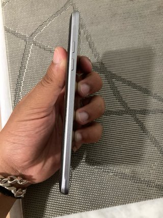 Samsung Galaxy J5 (2016) 16GB Nero