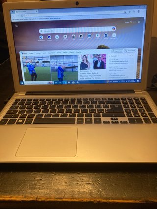 Notebook Acer Aspire V5-531-10176G75M