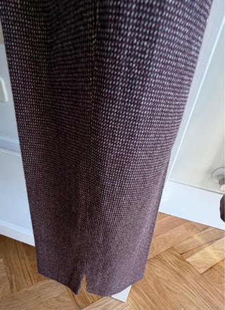 Pantalón de vestir Pedro del Hierro, color burdeos