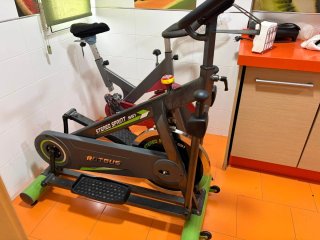 Bicicleta Estática Spinning Roja