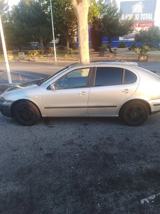 SEAT Leon 2000