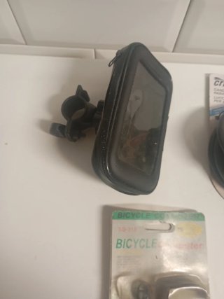 Lote piezas bici: funda móvil, candado, ciclocompu